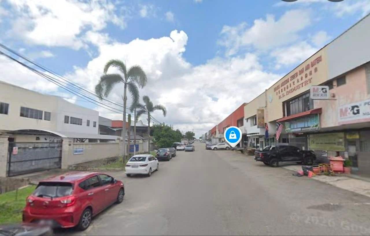 1.5-Storey Semi-D Factory Johor Jaya 1