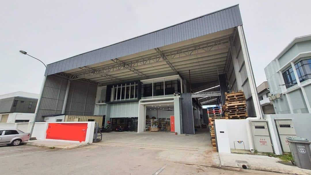 1.5 Storey Cluster Factory Taman Desa Cemerlang 1