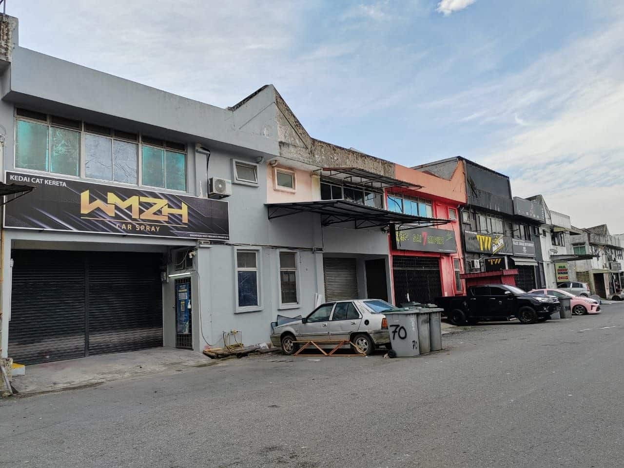 1.5 Storey Terrace Factory Taman Universiti (Jalan Perdagangan) 3