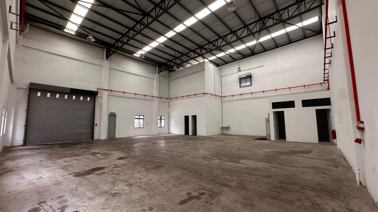 1.5 Storey Semi-D Factory Taman Ekoperniagaan II 1