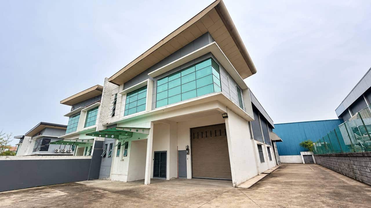 Single Storey Semi-D Factory with Mezzanine Office Kempas Utama Industrial Park 1