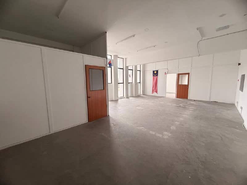 Semi-D Factory Eco Business Park 1 (Phase 1) 10
