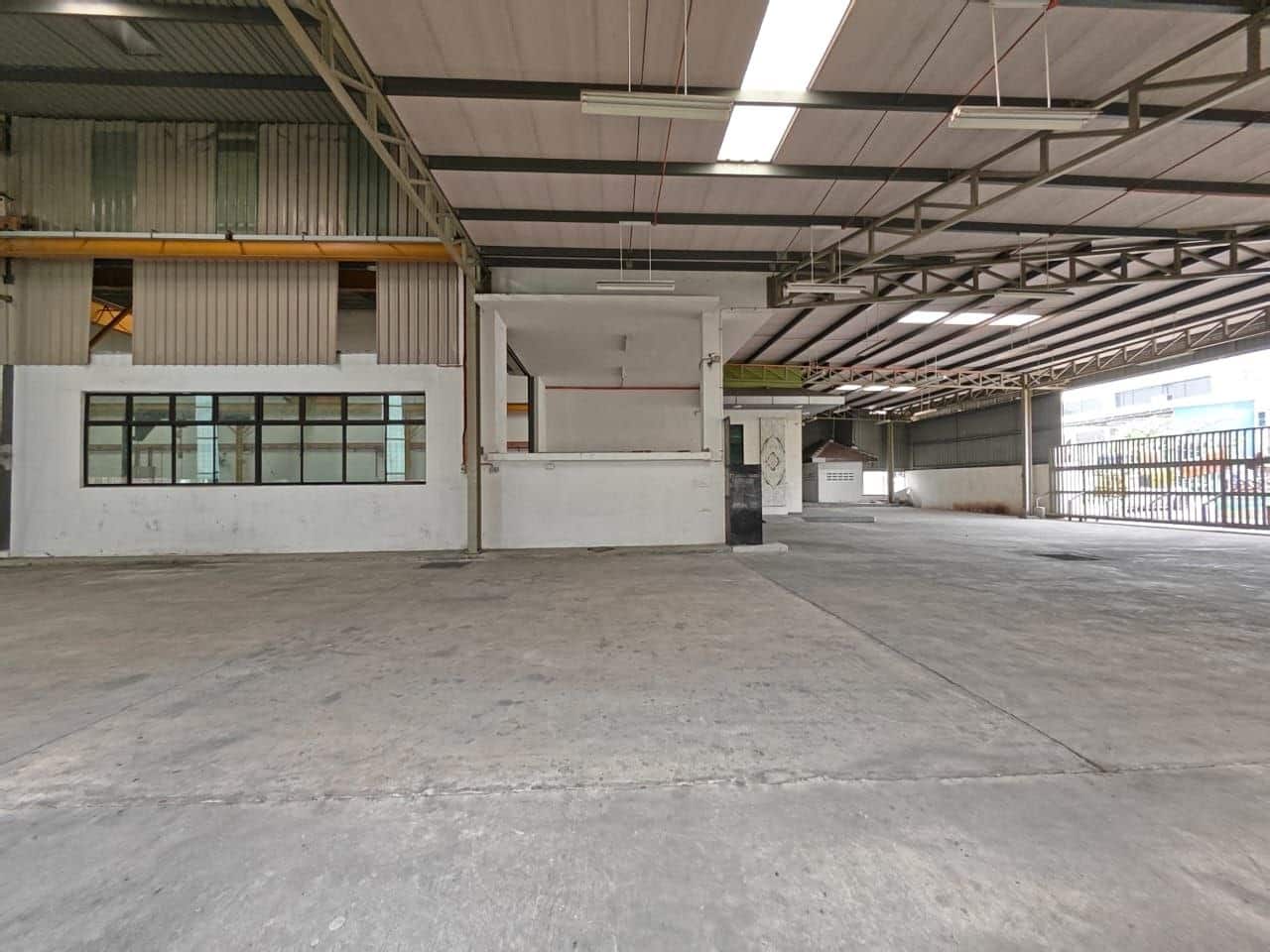 3-Storey Semi-D Factory Desa Cemerlang 3