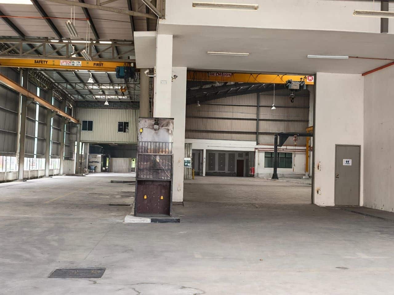3-Storey Semi-D Factory Desa Cemerlang 6