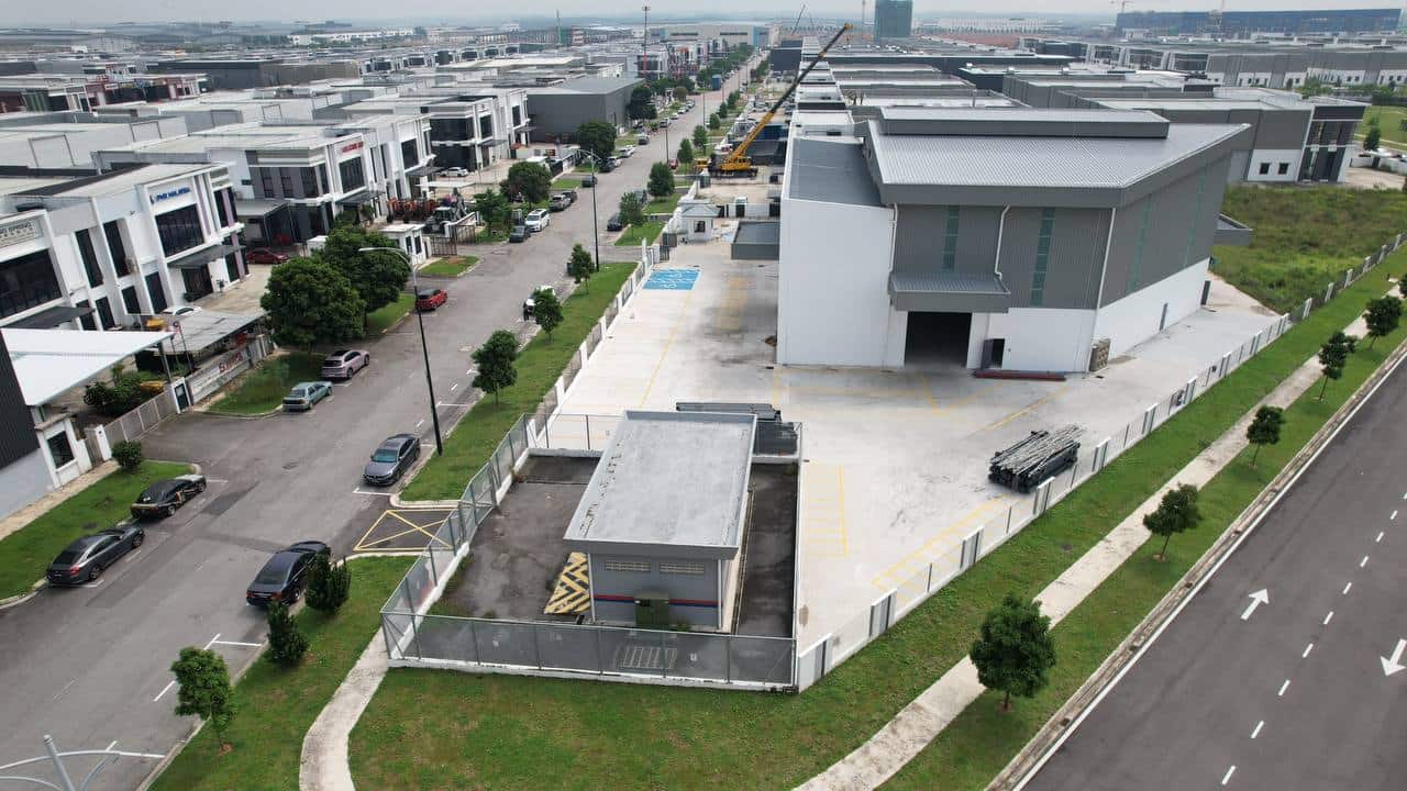 1.5 Storey Semi-D Factory Eco Business Park 2 3