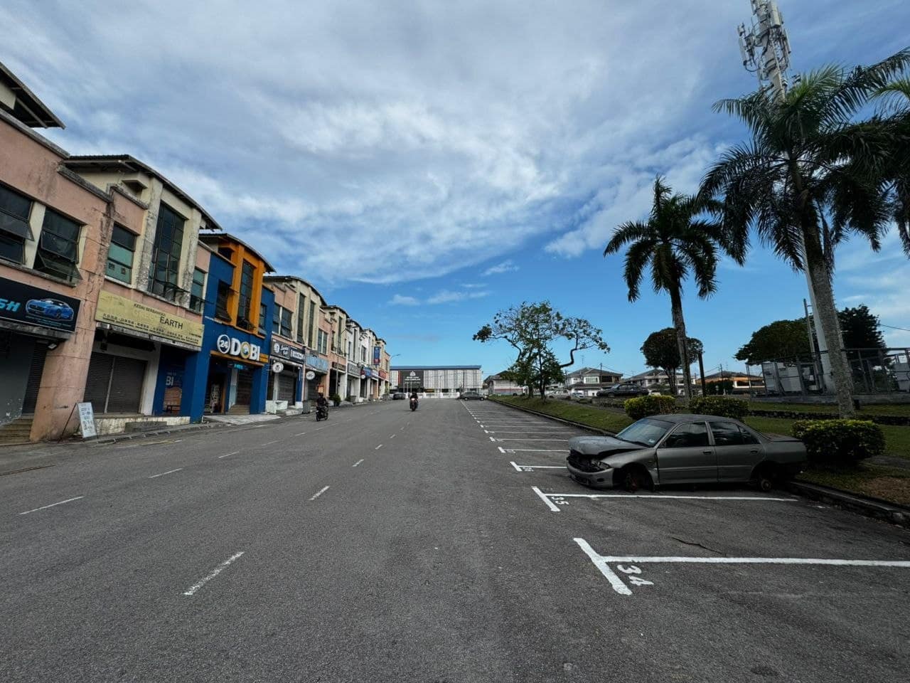 Intermediate TAMAN DESA CEMERLANG – photo 1