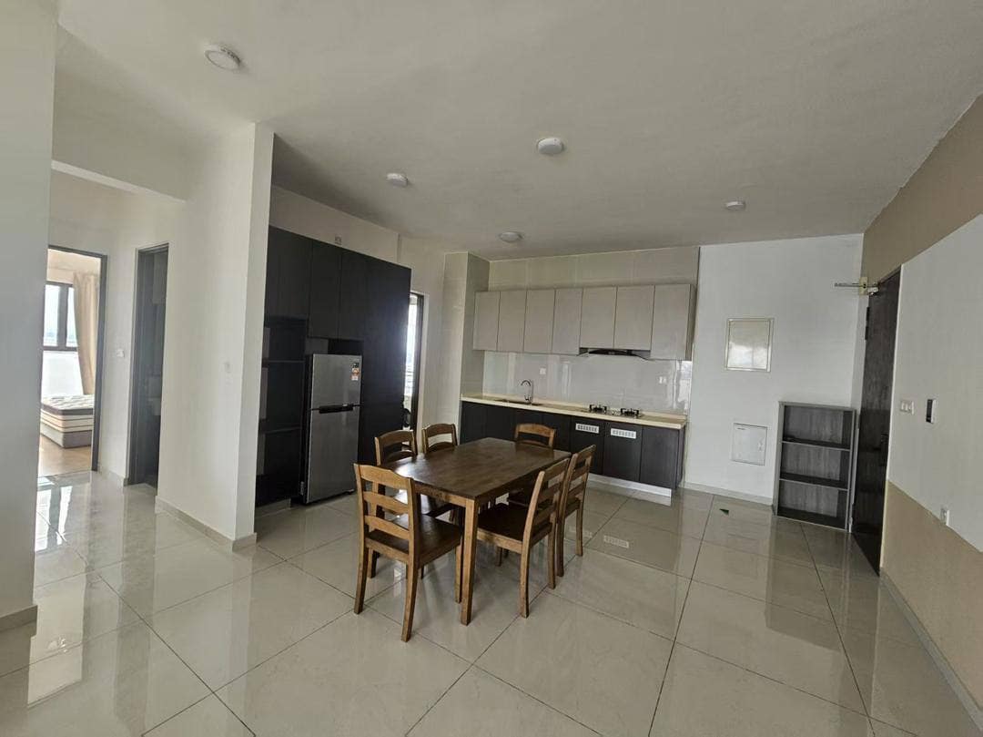 Condo Country Garden Danga Bay – photo 1
