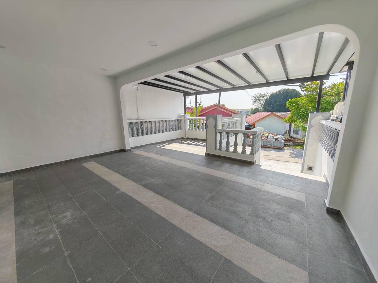 Single storey low cost Taman Perumahan Lima Kedai – photo 1