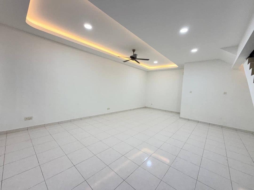 Double Storey terrace Jalan indah 19/x – photo 1