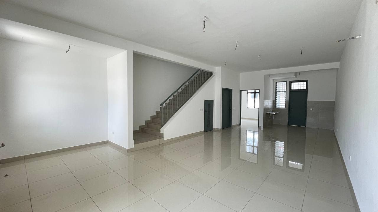 Double Storey Intermediate Bandar Baru Permas Jaya – photo 1