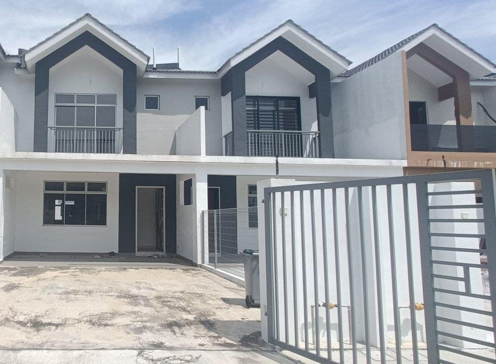 Double Storey Terrace House Jasmine @Meridin East – photo 1