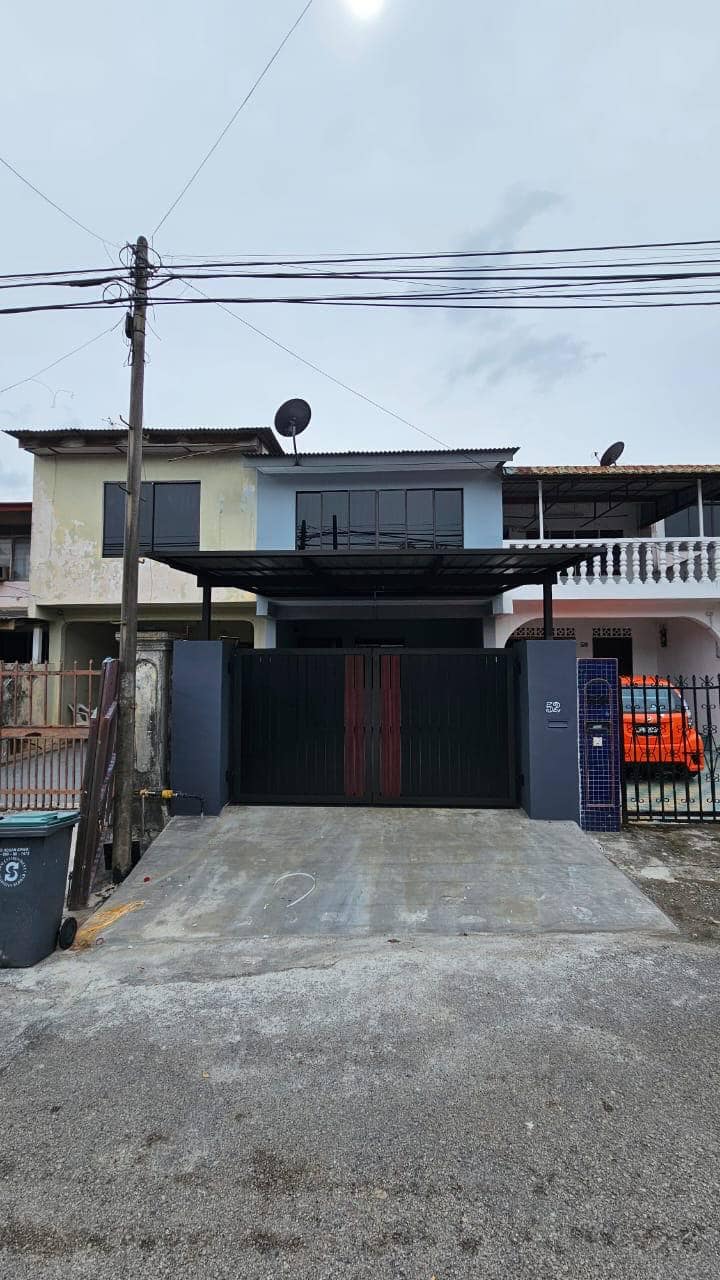 Double Storey Low Cost Taman Johor Jaya – photo 1
