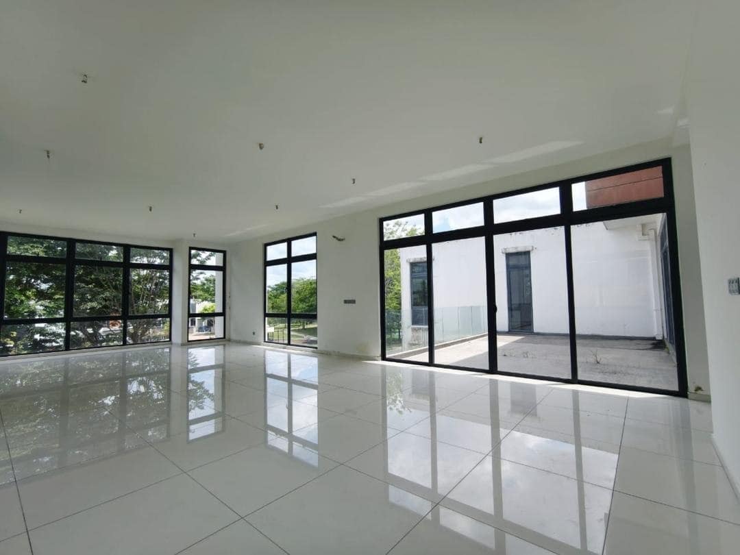 3-Storey Bungalow The Hills Horizon Hills – photo 1