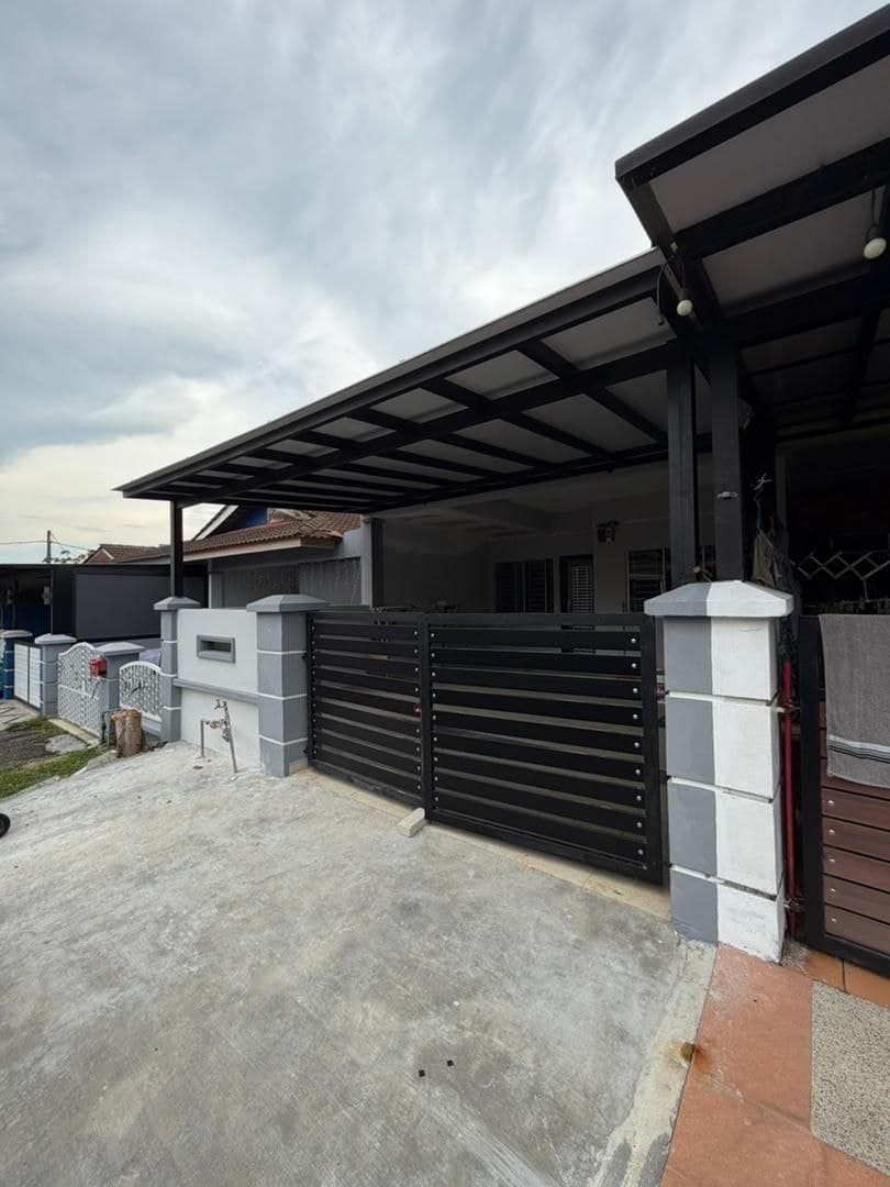 Single Storey Terrace Taman Pulai Emas – photo 1