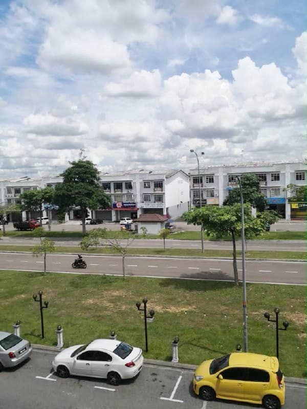 Shop Apartment Taman Ehsan Jaya – photo 1