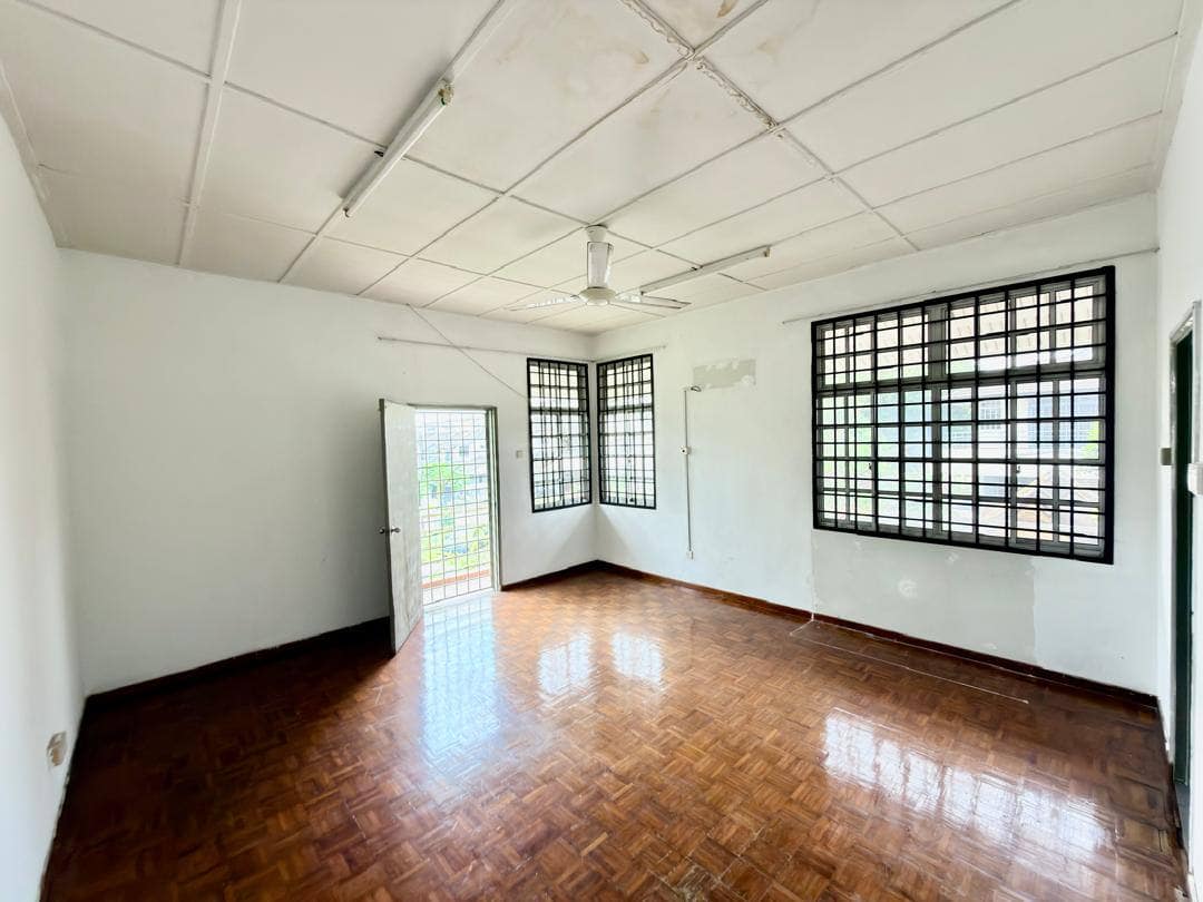 Double Storey Semi D Taman Munsyi Ibrahim – photo 1