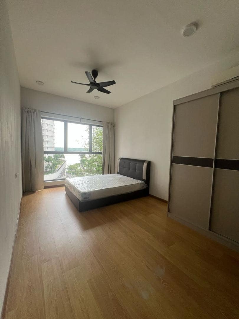 Condominium Country Garden Danga Bay – photo 1
