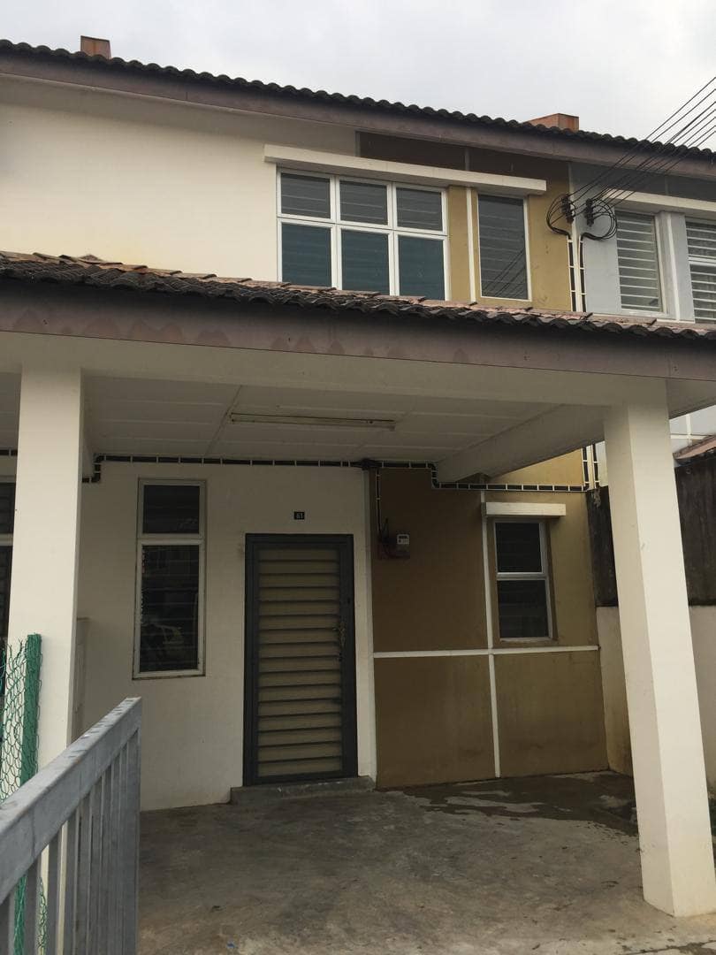 Double Storey Medium Cost Nusa Bayu – photo 1