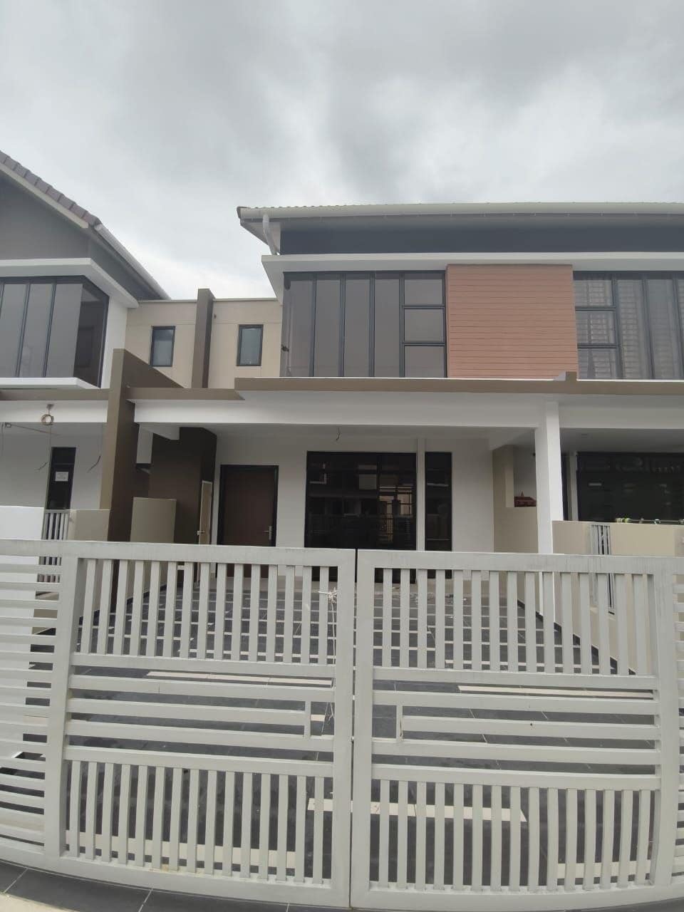 2-Storey Terrace Senadi Hills – photo 1