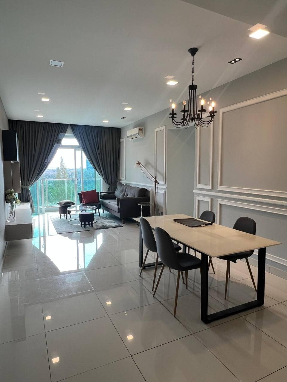 Condominium D’Suites Akasia @ Horizon Hills – photo 1