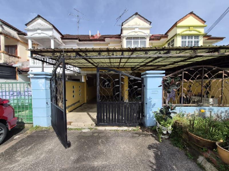 House Kulai IOI Bandar Putra – photo 1