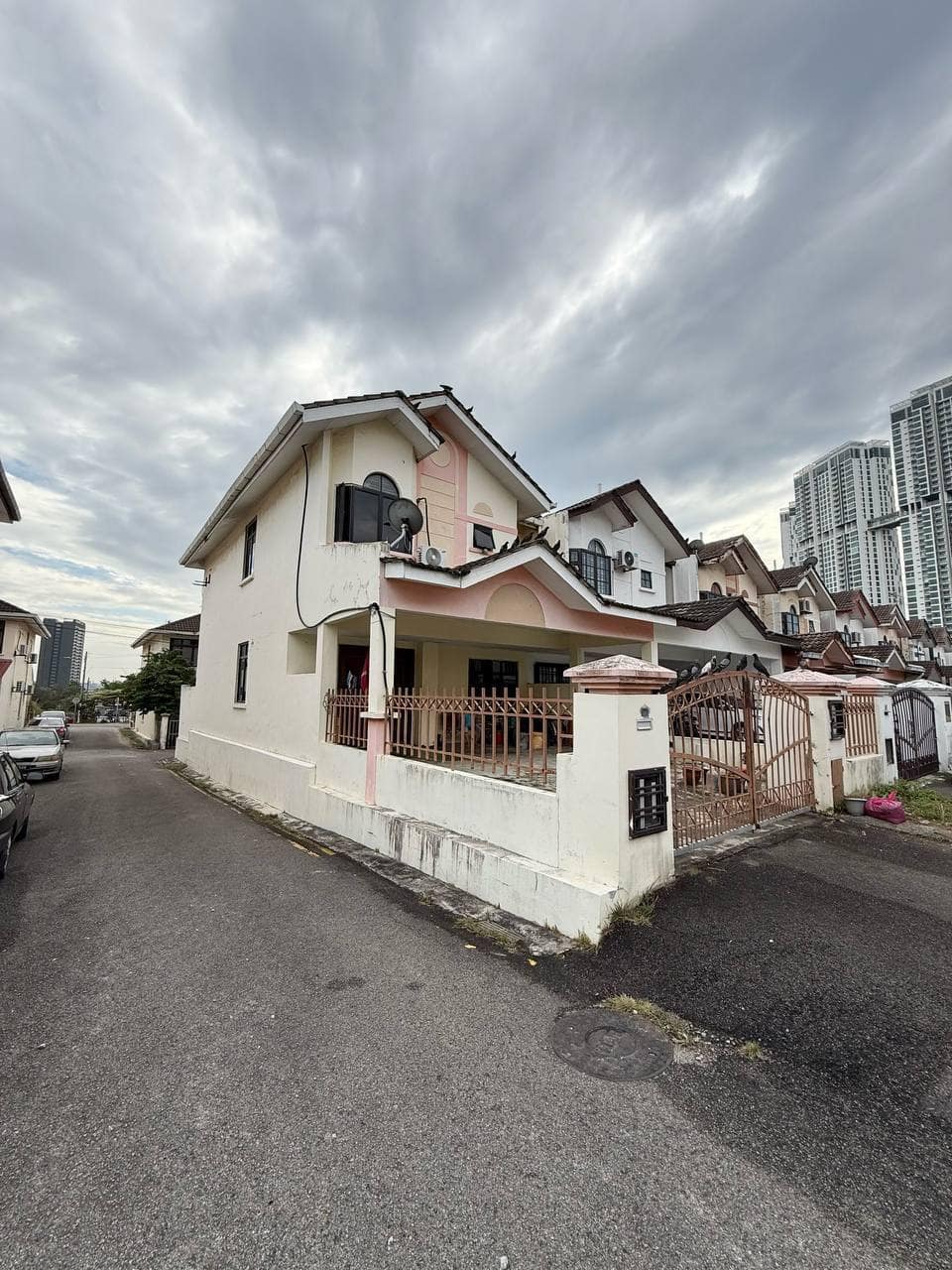 2-Storey Terrace Endlot Taman Megah Ria – photo 1