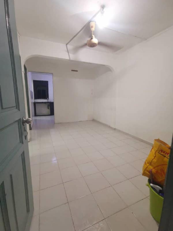 Flat Tun Aminah – photo 1