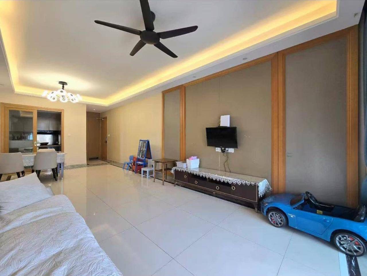 For Sale (HO3770)
R&F Princess Cove Phase 1 

* 3 … – photo 1