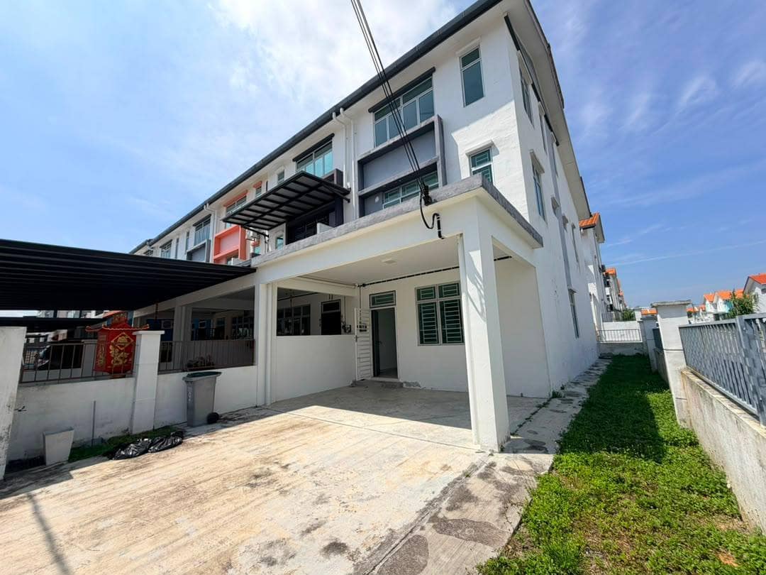 2.5-Storey End Lot Pulai Mutiara – photo 1