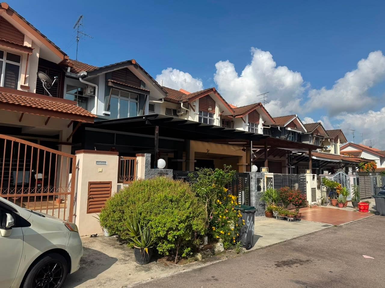 2-Storey Terrace House Taman Seri Austin – photo 1