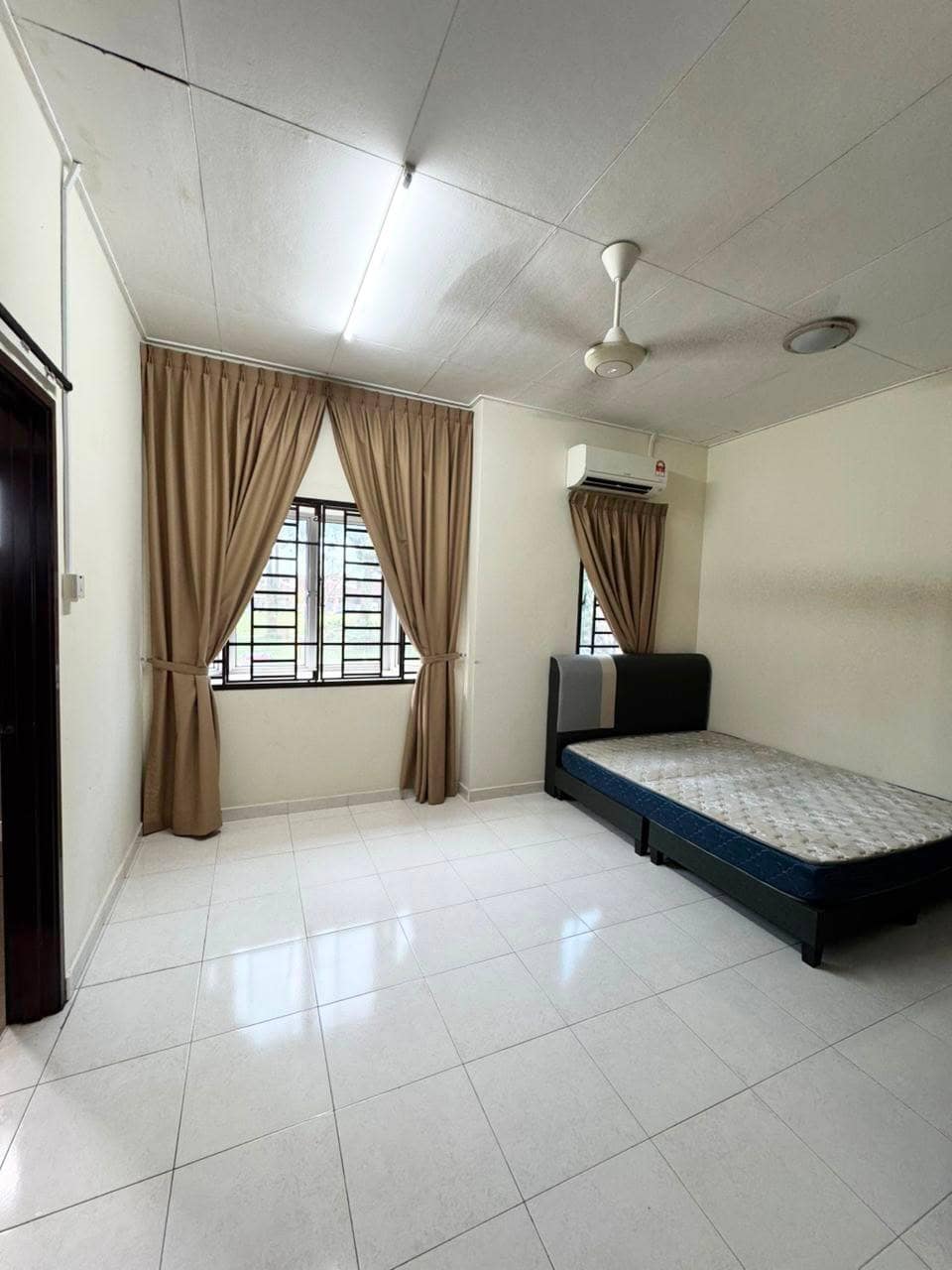 2-Storey Terrace Taman Setia Indah – photo 1