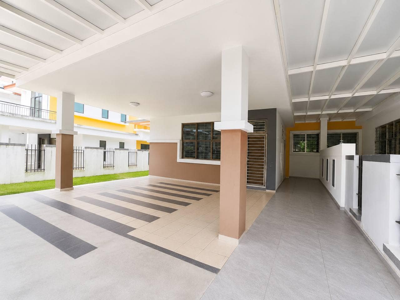 3-Storey Semi-D Bandar Seri Alam – photo 1