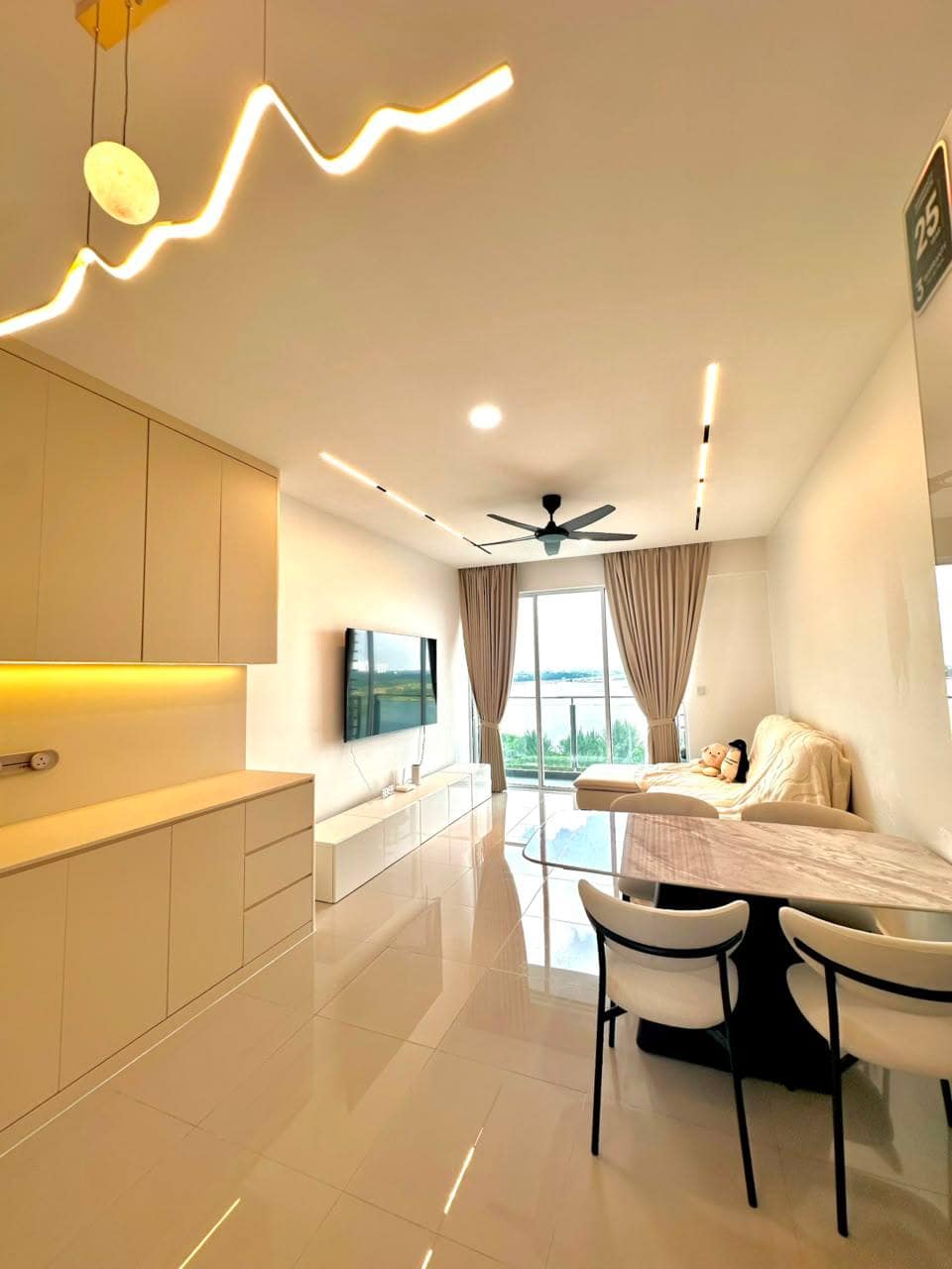 Condo MBW Bay – photo 1
