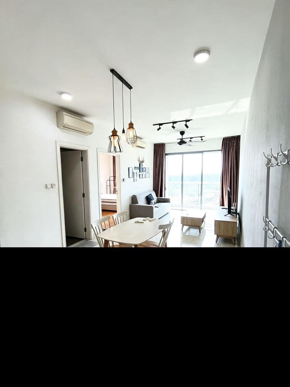Service Apartment Puteri Harbour – photo 1