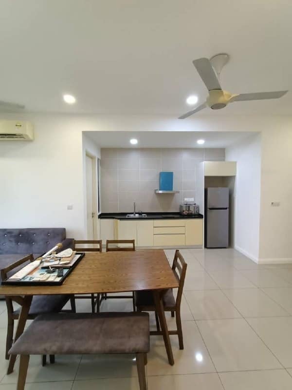Condo Medini – photo 1