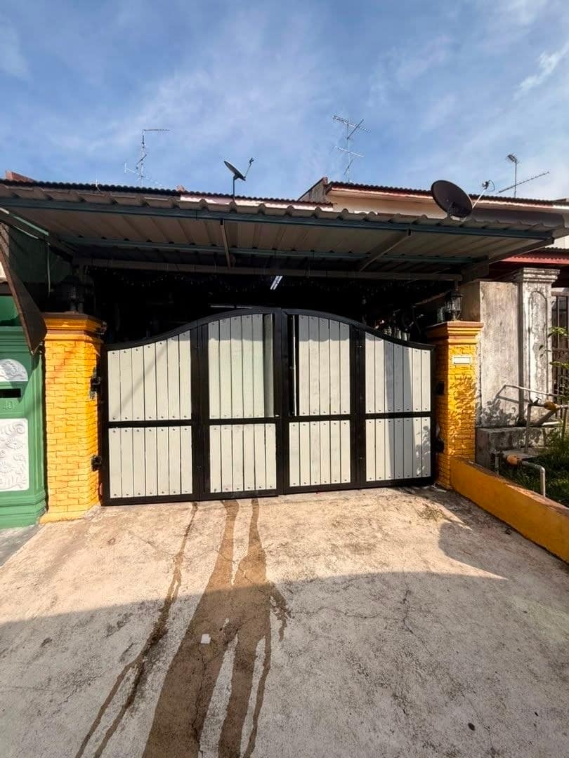 Double Storey Low Medium Cost Taman Puteri Wangsa – photo 1