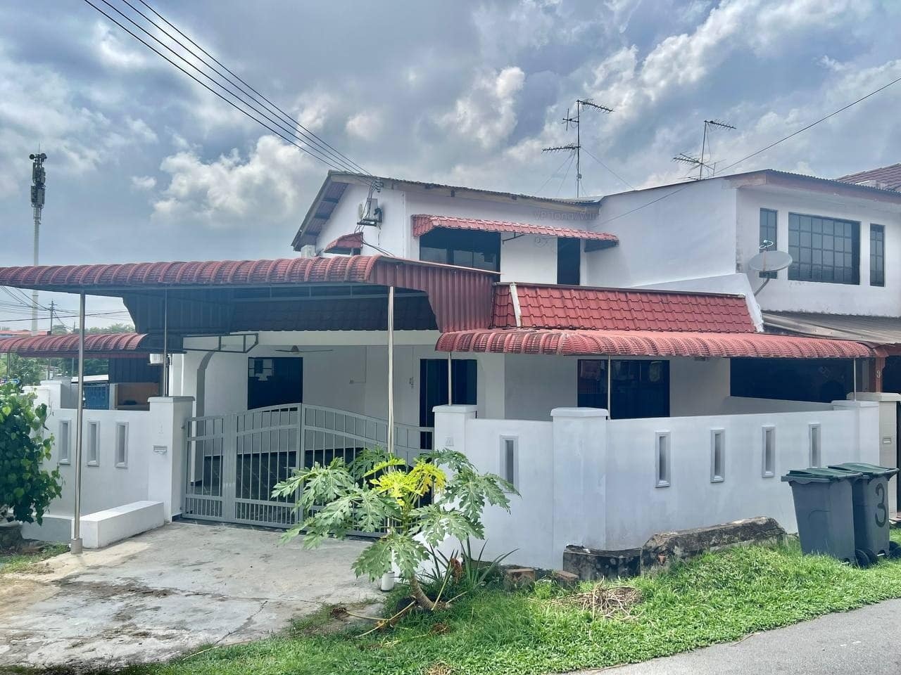 2-Storey Low Cost Corner House Taman Damai Jaya – photo 1