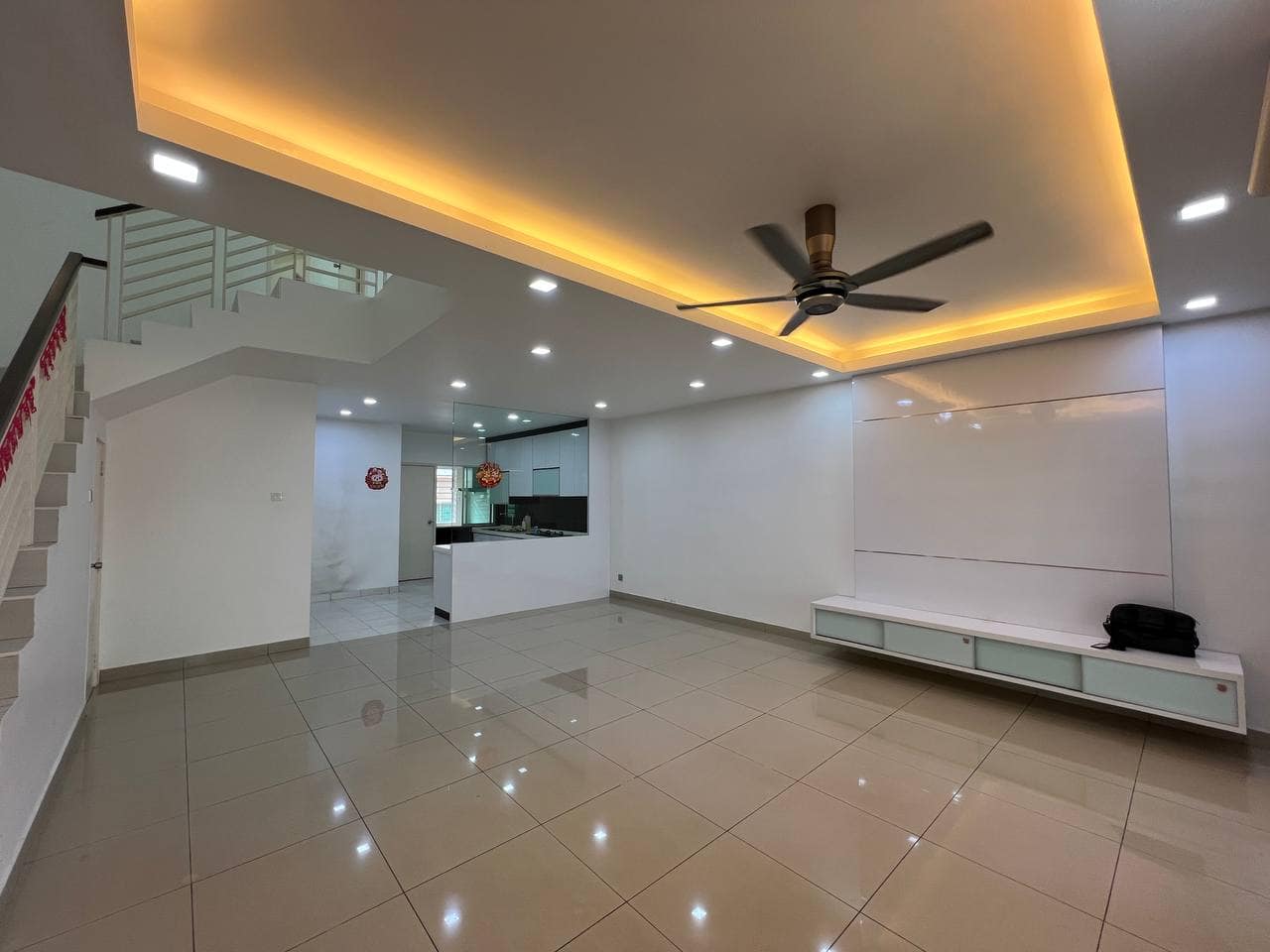 2-Storey Terrace Taman Seri Austin – photo 1