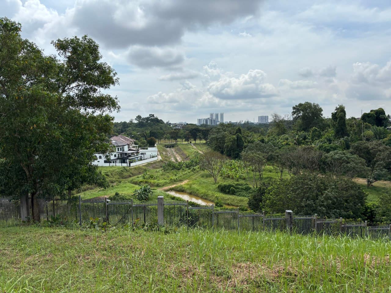 Land Leisure Farm – photo 1