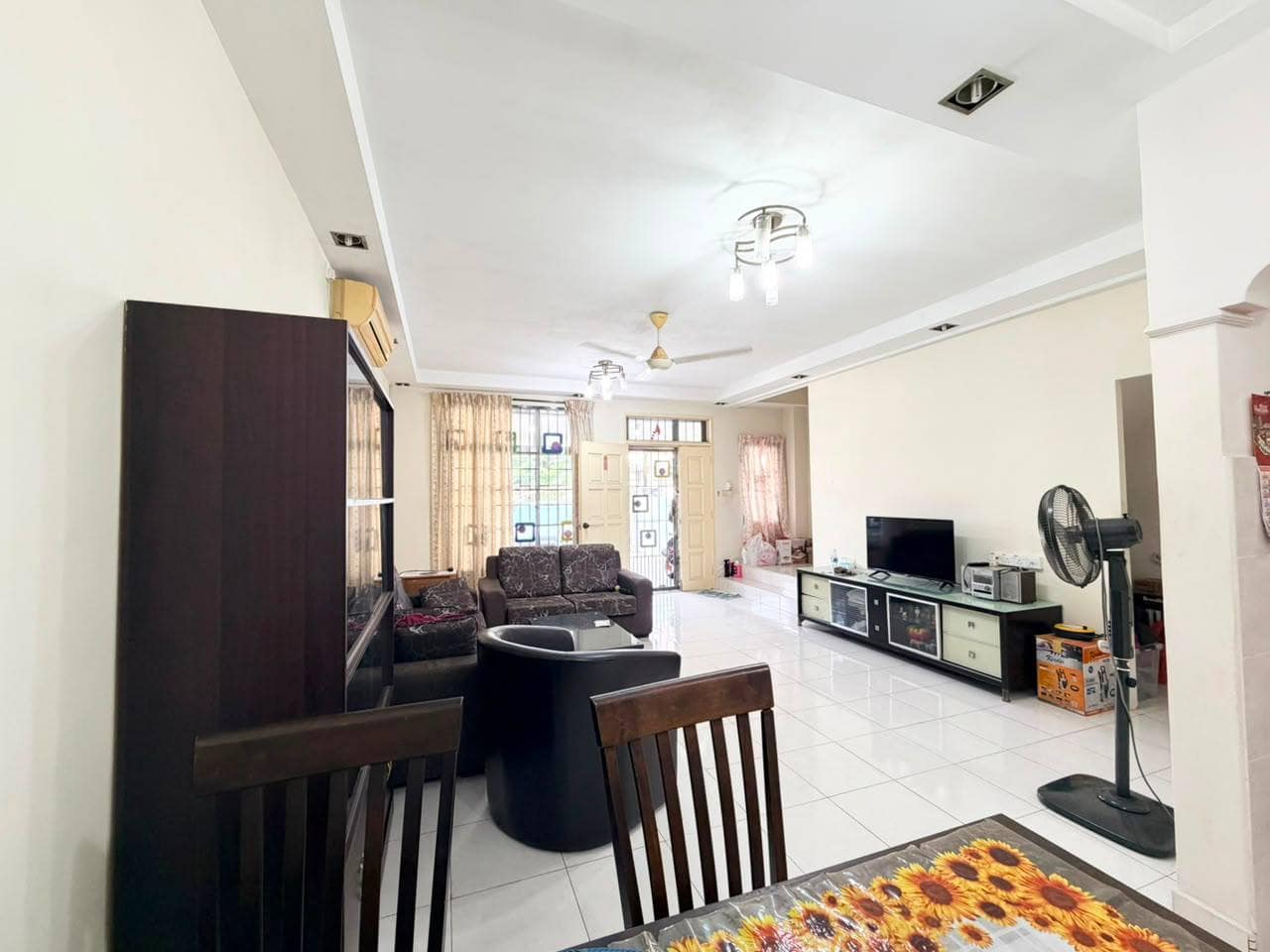 Double Storey Terrace Jalan Indah 20, Bukit Indah – photo 1