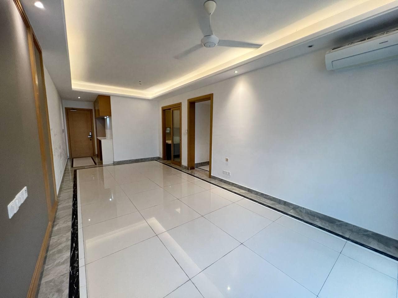 Condo R&F Princess Cove – photo 1