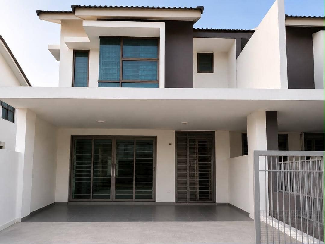 2-Storey End Lot Terrace House Bandar Tiram – photo 1