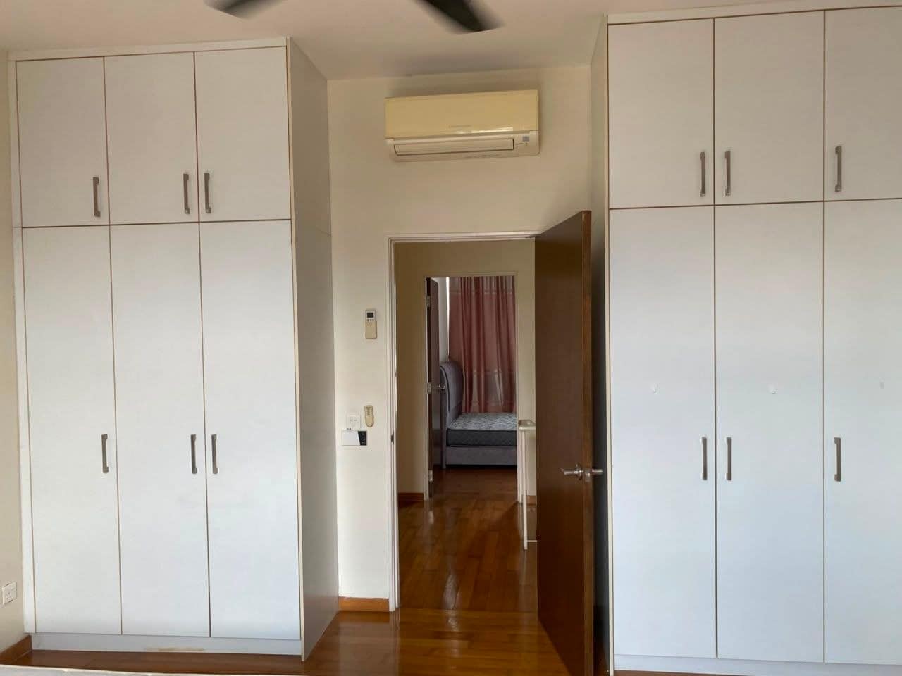 Townhouse Taman Sutera Utama – photo 1