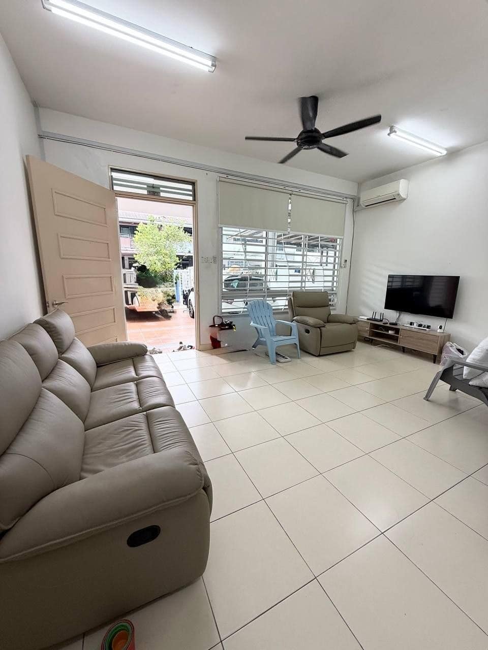‼️ Cheap ‼️ Full Loan 

For Sale (MF4196)

Jalan S… – photo 1