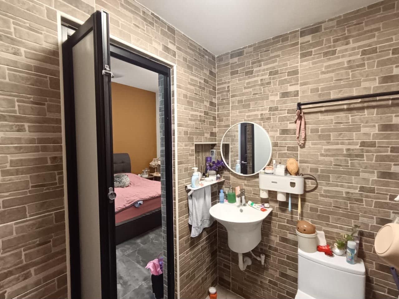 Taman Daya — Double Storey For Sale

📍 Jalan Pinan… – photo 1