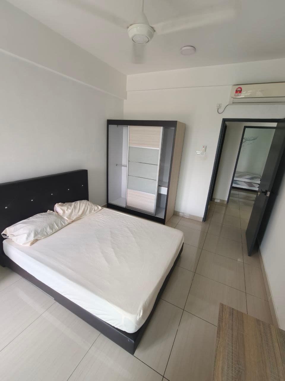 For Sale WTS Rent WTL 

Midori Green Austin Height… – photo 1