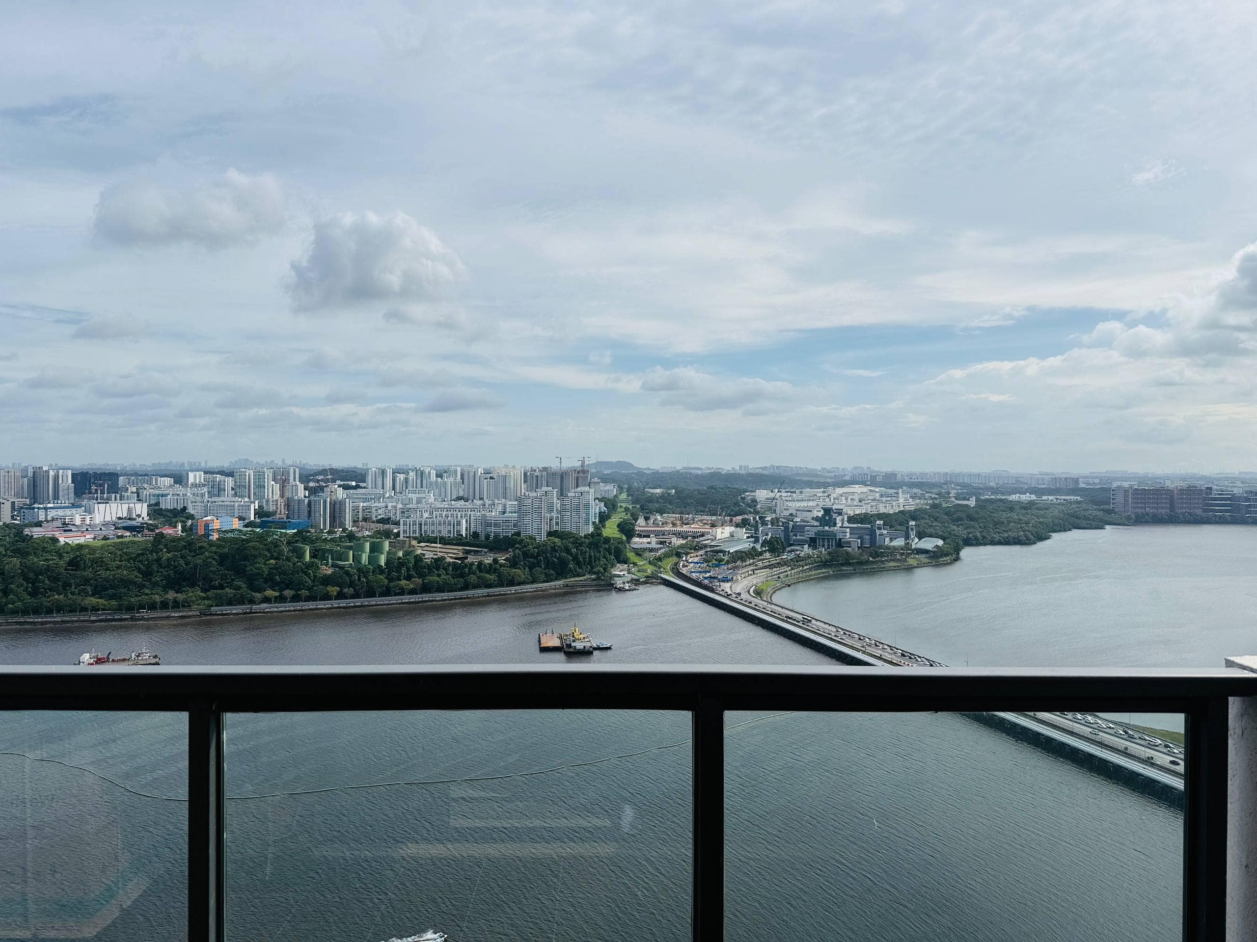 Condominium R&F Princess Cove – photo 1