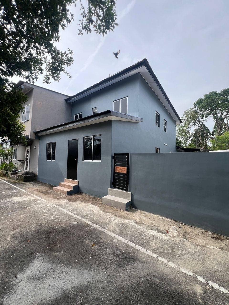 2-Storey Corner House Taman Sri Putri – photo 1