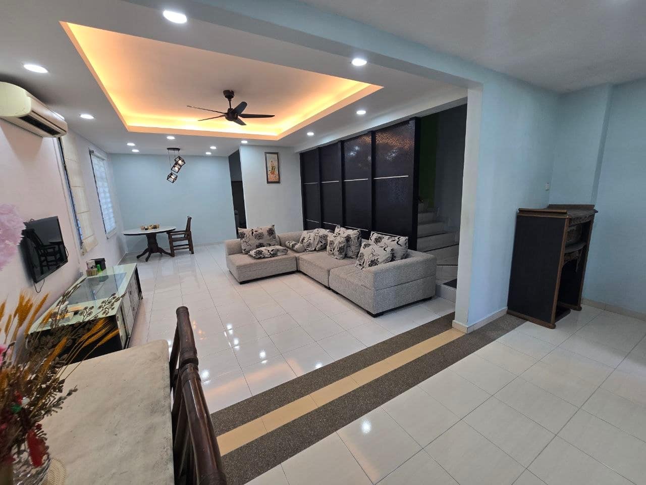 2-Storey Terrace House End Lot Taman Setia Indah 9 – photo 1