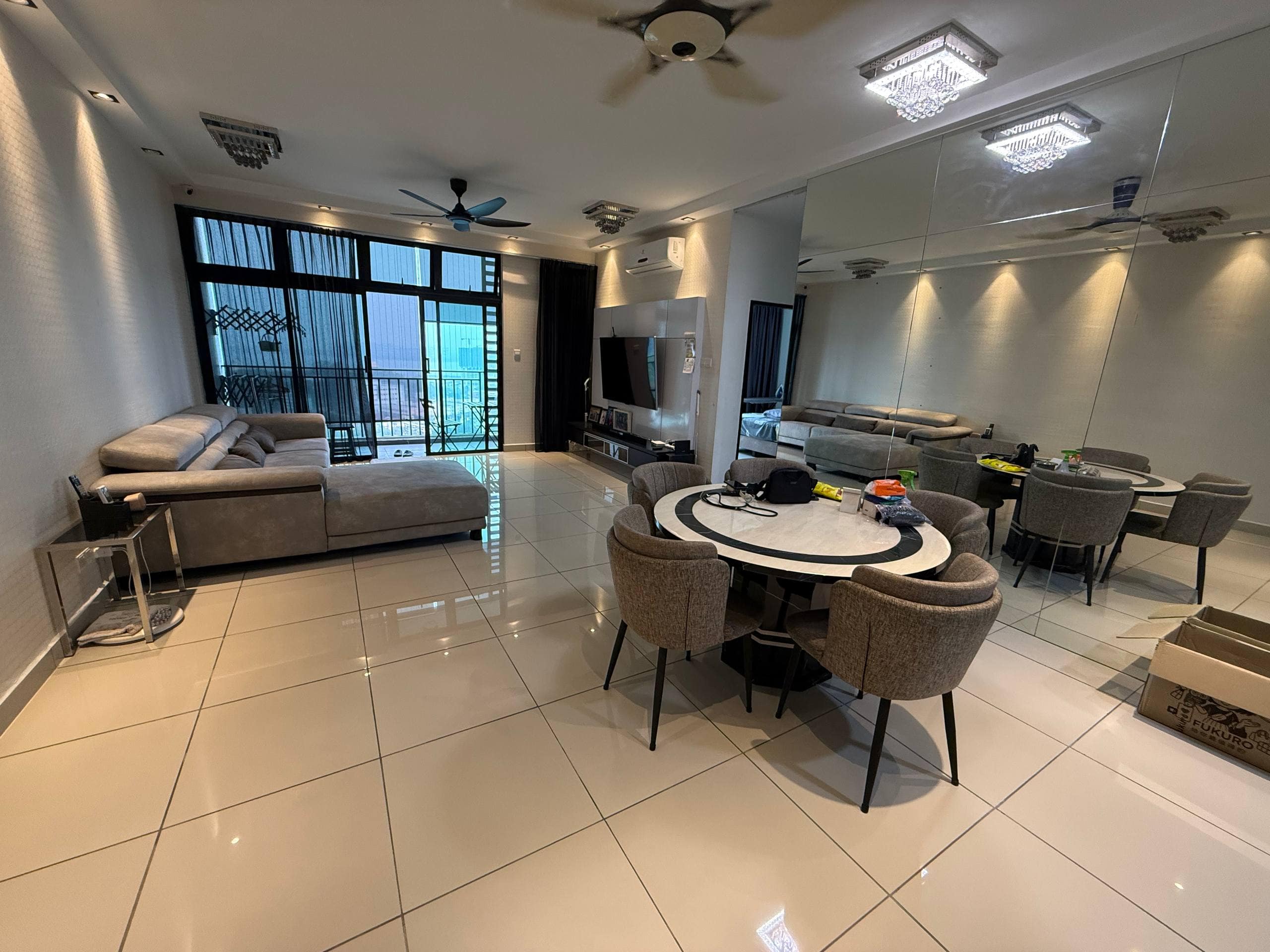 Highrise Apartment CityWood – photo 1